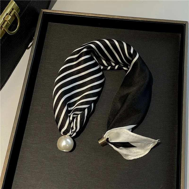 Magnetic Pearl Scarf Clip
