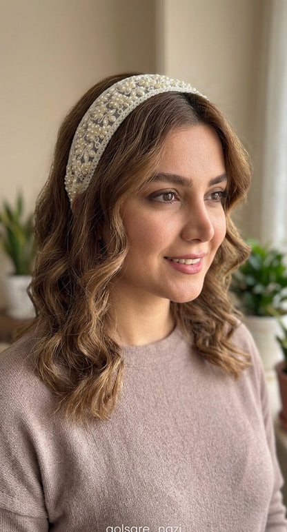 Elegant Pearl Headband